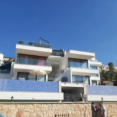 Villa Soft 8 *