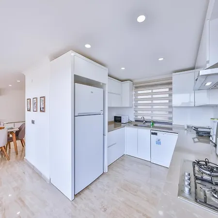 Soft 8 Villa